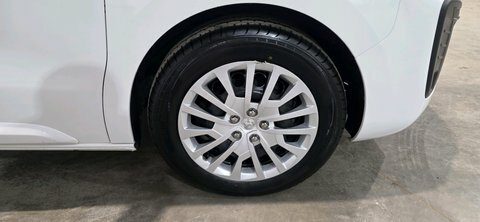 Vauxhall Vivaro Vivaro L2 DS73CZK White #4