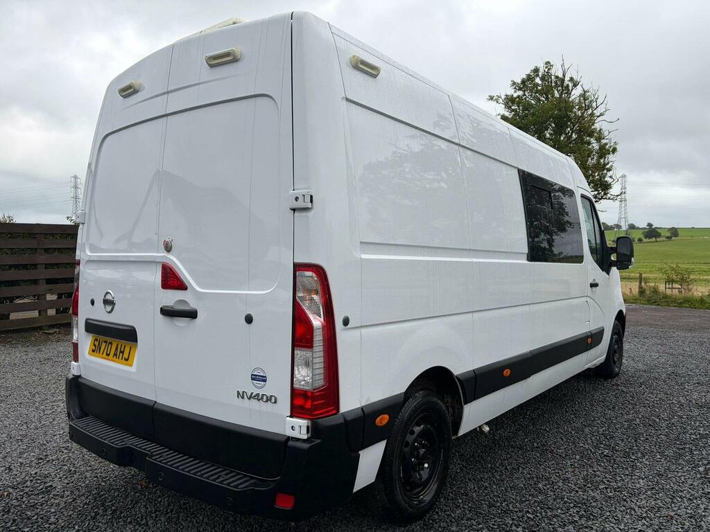 Nissan NV400 Panel Van White #7