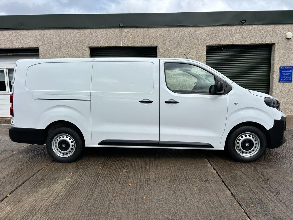 Vauxhall Vivaro 2.0 Turbo D Prime XL Panel Van Lwb Euro 6 6Dr White #2