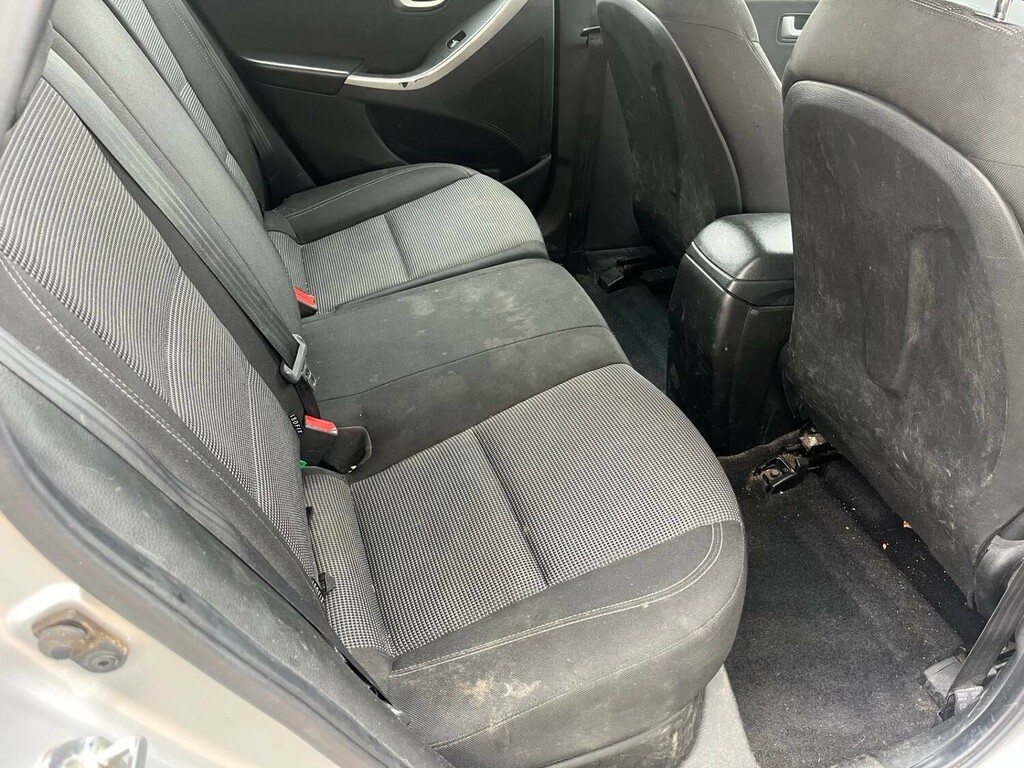 Hyundai I30 Crdi Blue Drive Style Blue #14