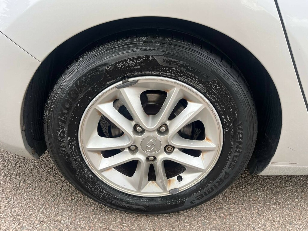 Hyundai I30 Crdi Blue Drive Style Blue #12