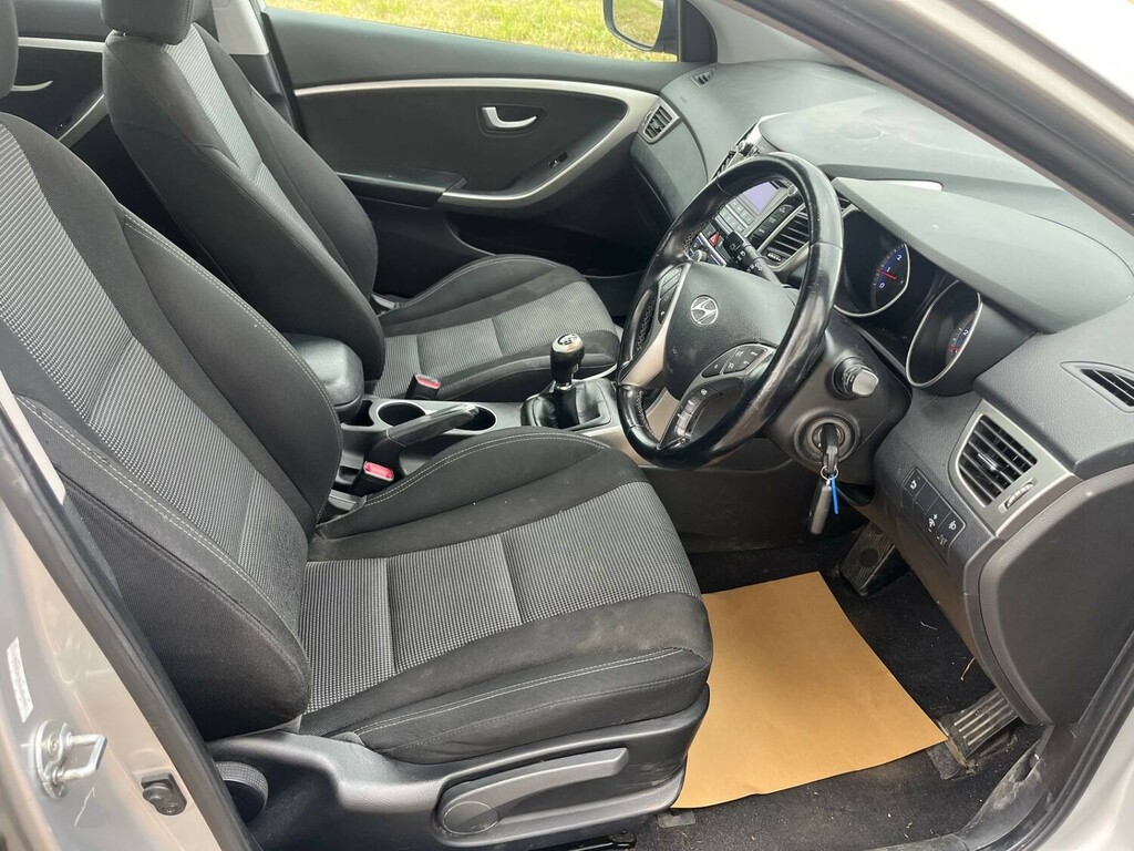 Hyundai I30 Crdi Blue Drive Style Blue #13