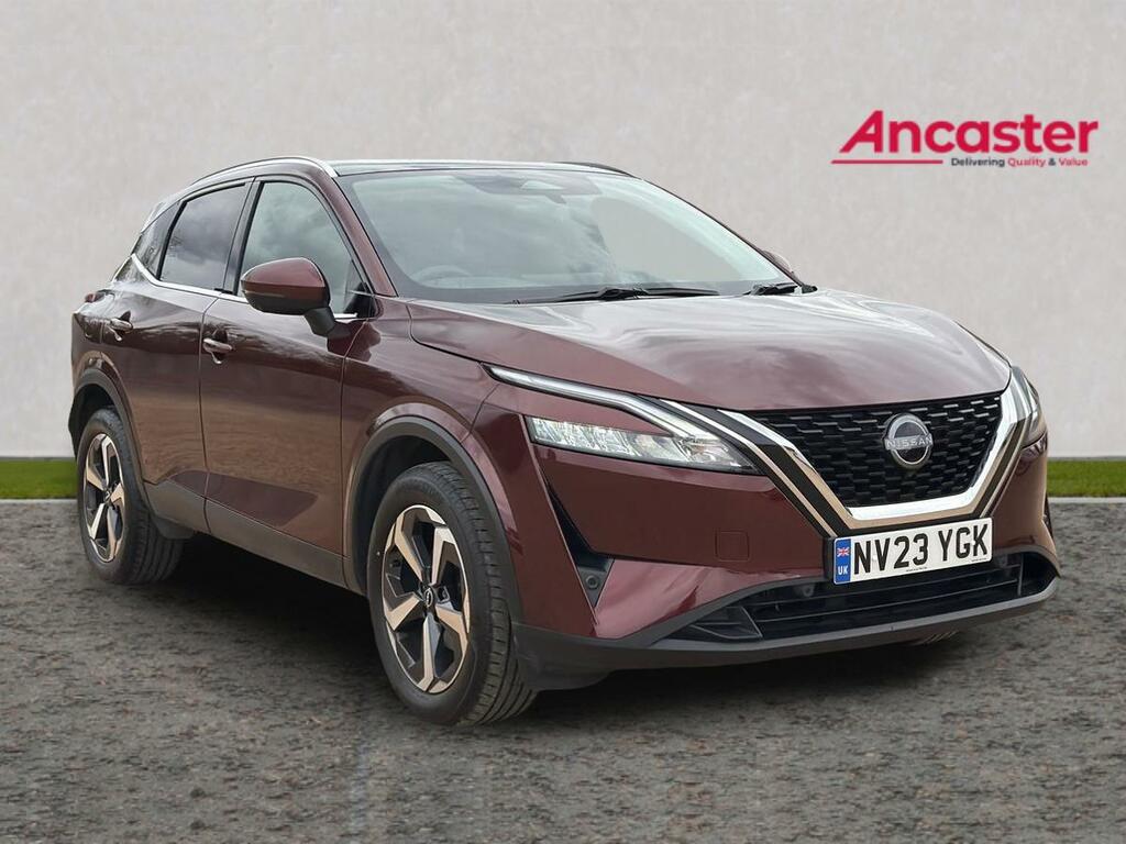 Nissan Qashqai 1.3 Dig-t Mh N-connecta Glass Roof Red