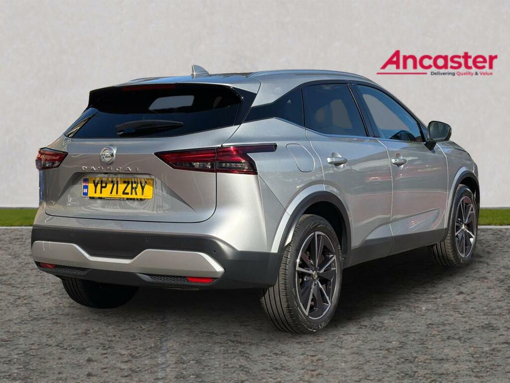 Nissan Qashqai 1.3 Dig-t Mh 158 Tekna Xtronic Silver #3