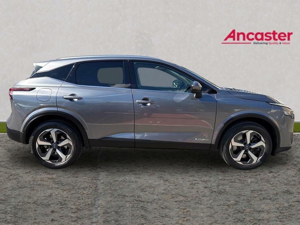 Nissan Qashqai 1.5 E-power N-connecta Glass Roof Grey #2