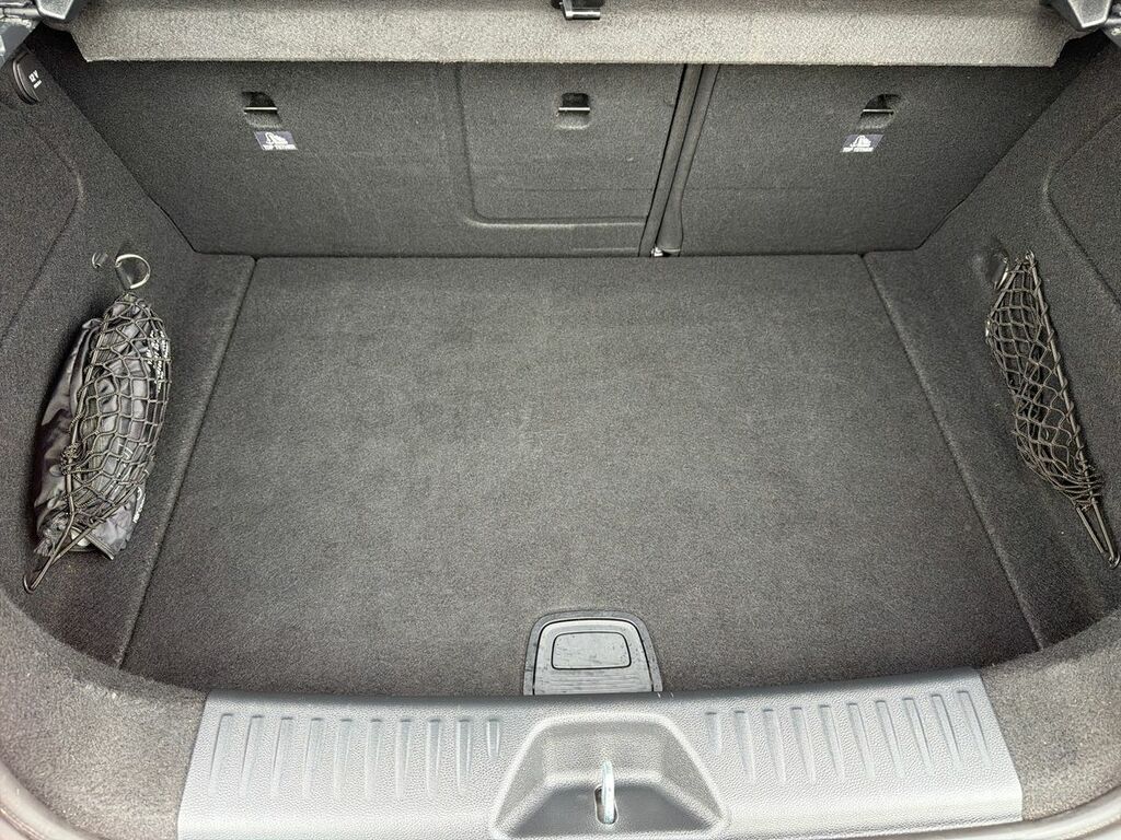 Mercedes-Benz A Class A180d Amg Line Premium White #24