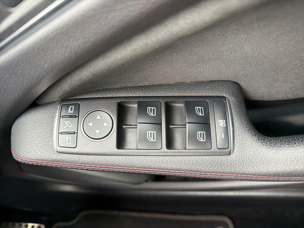 Mercedes-Benz A Class A180d Amg Line Premium White #16