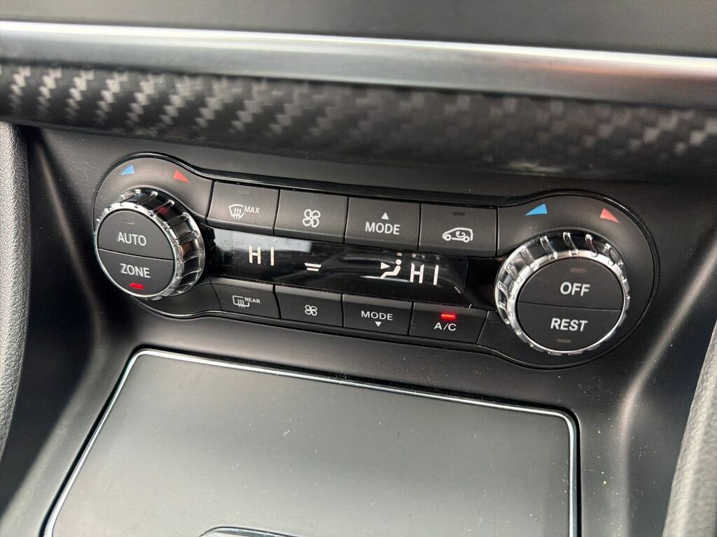 Mercedes-Benz A Class A180d Amg Line Premium White #15
