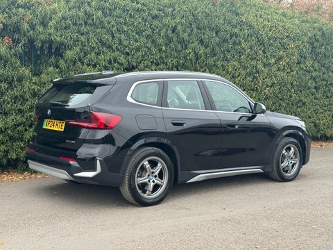 BMW iX1 30 66.5Kwh Xline AP24HTE Black #3