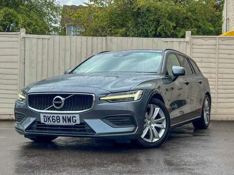Volvo V60 2.0 D3 Momentum Grey #2