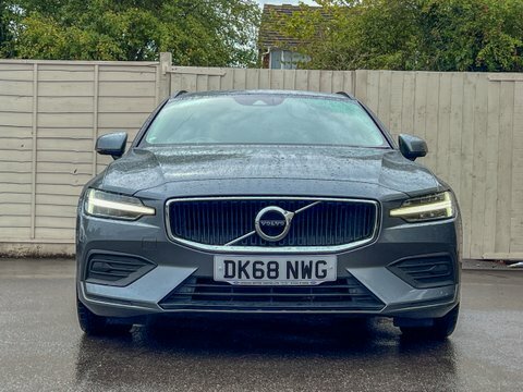 Volvo V60 2.0 D3 Momentum Grey #3