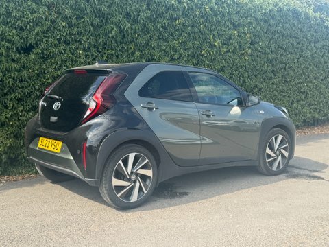 Toyota Aygo X 1.0 Vvt-i Edge Green #3