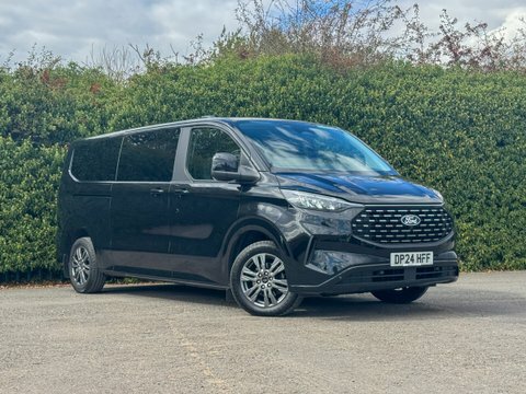 Ford Tourneo Custom Titanium Luxe DP24HFF Black #2