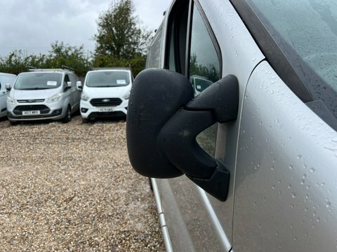 Vauxhall Vivaro Panel Van 2700Cdti Swb Shr Pv Sportive 2009 Silver #15