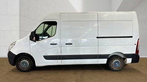 Vauxhall Movano 2.3L Null White #7