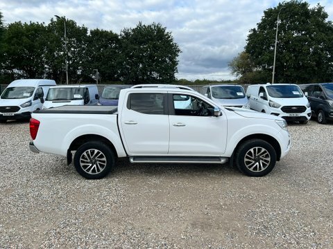 Nissan Navara Tekna Np300  #2