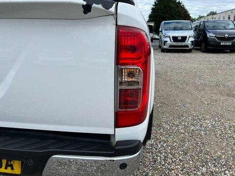 Nissan Navara Tekna Np300  #6