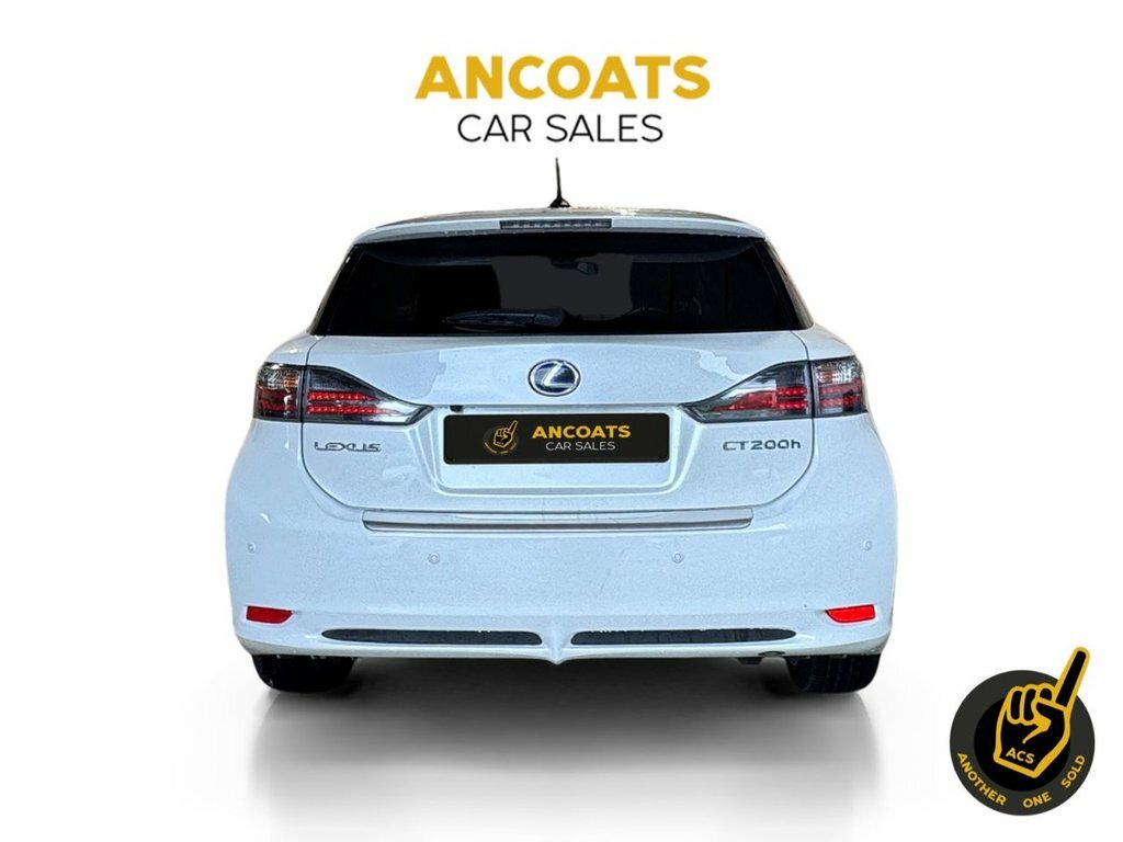 Lexus CT 1.8L Luxury White #4