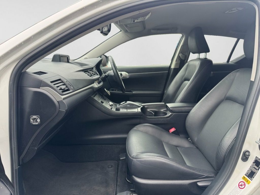 Lexus CT 1.8 200H Advance Black #15