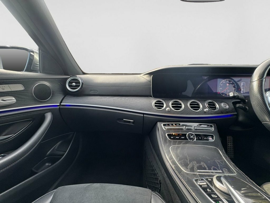 Mercedes-Benz E Class E220d Amg Line Edition 9G-tronic Black #14