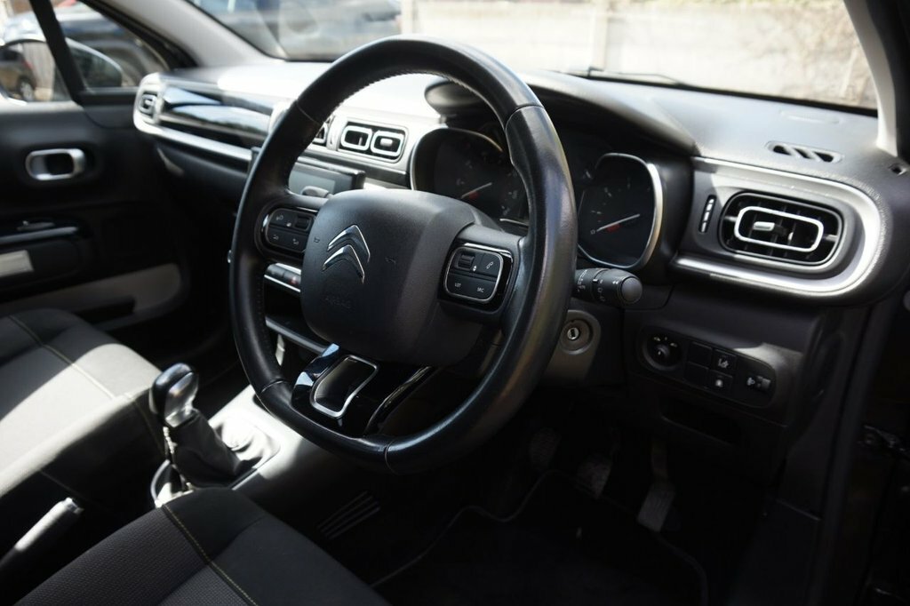 Citroen C3 Hatchback YC67DSV Black #4