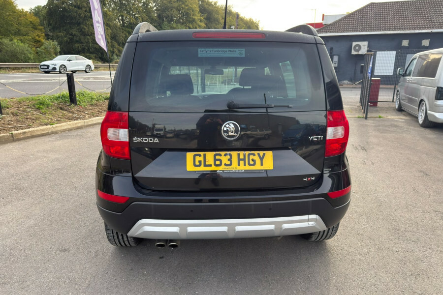Skoda Yeti Suv Black #6