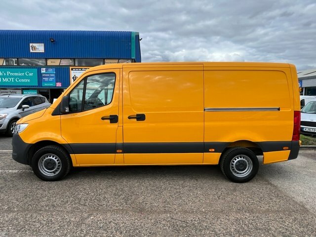 Mercedes-Benz Sprinter 2.0 315 Cdi Progressive Panel Van Manua Yellow #6