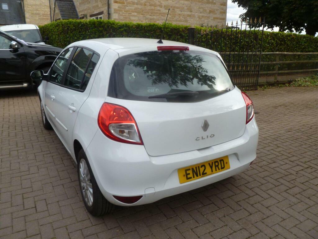 Renault Clio 1.2 Expression Hatchback EN12YRD White #4