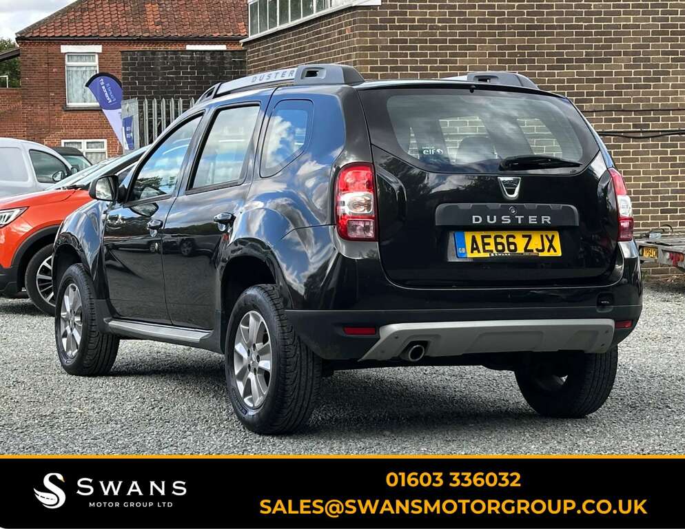 Dacia Duster Suv 1.5 Dci Laureate Suv Euro 6 AE66ZJX Black #3