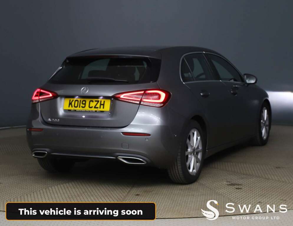 Mercedes-Benz A Class Hatchback 1.3 A200 Sport Executive Hatchback KO19CZH Grey #4