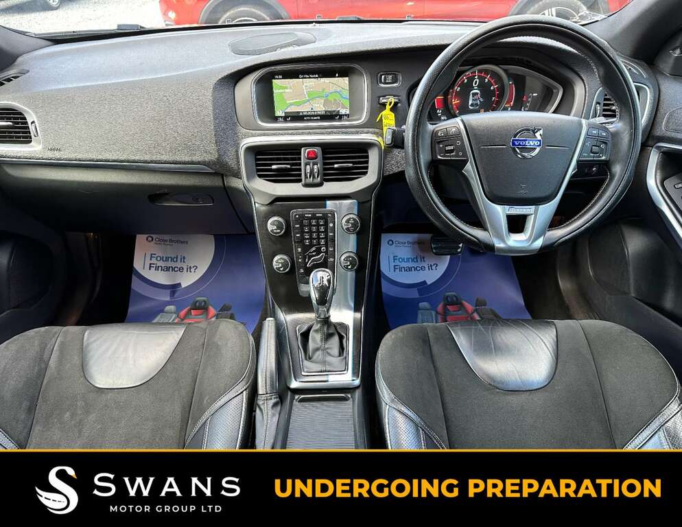 Volvo V40 1.6 T4 R-design Lux Nav Hatchback Power Blue #2