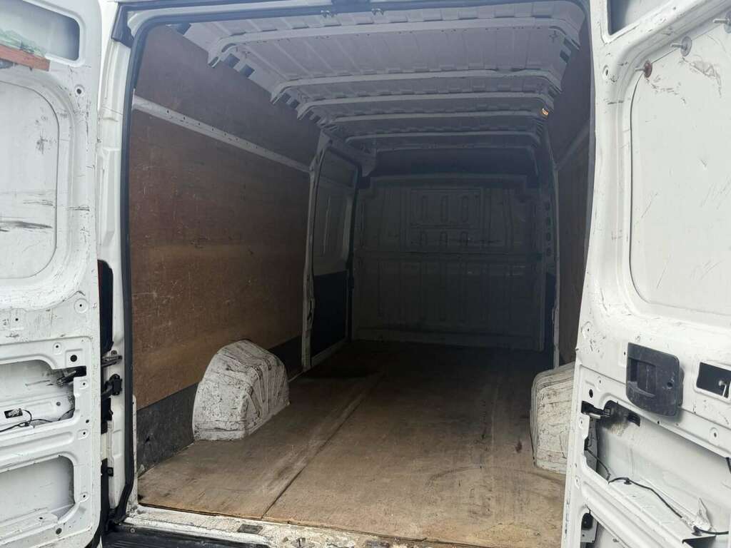 Peugeot Boxer Panel Van White #10