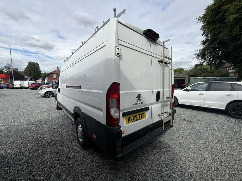 Peugeot Boxer Panel Van White #12