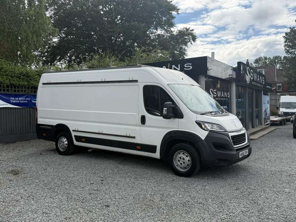 Peugeot Boxer Panel Van White #4