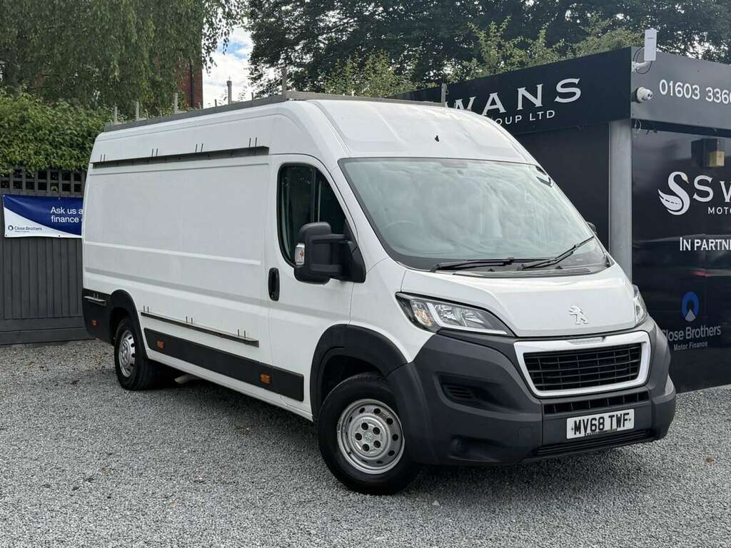 Peugeot Boxer Panel Van White #3