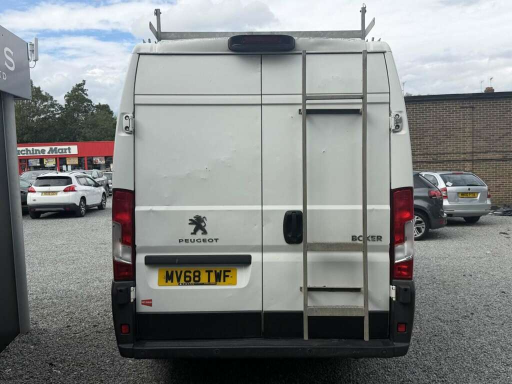 Peugeot Boxer Panel Van White #9