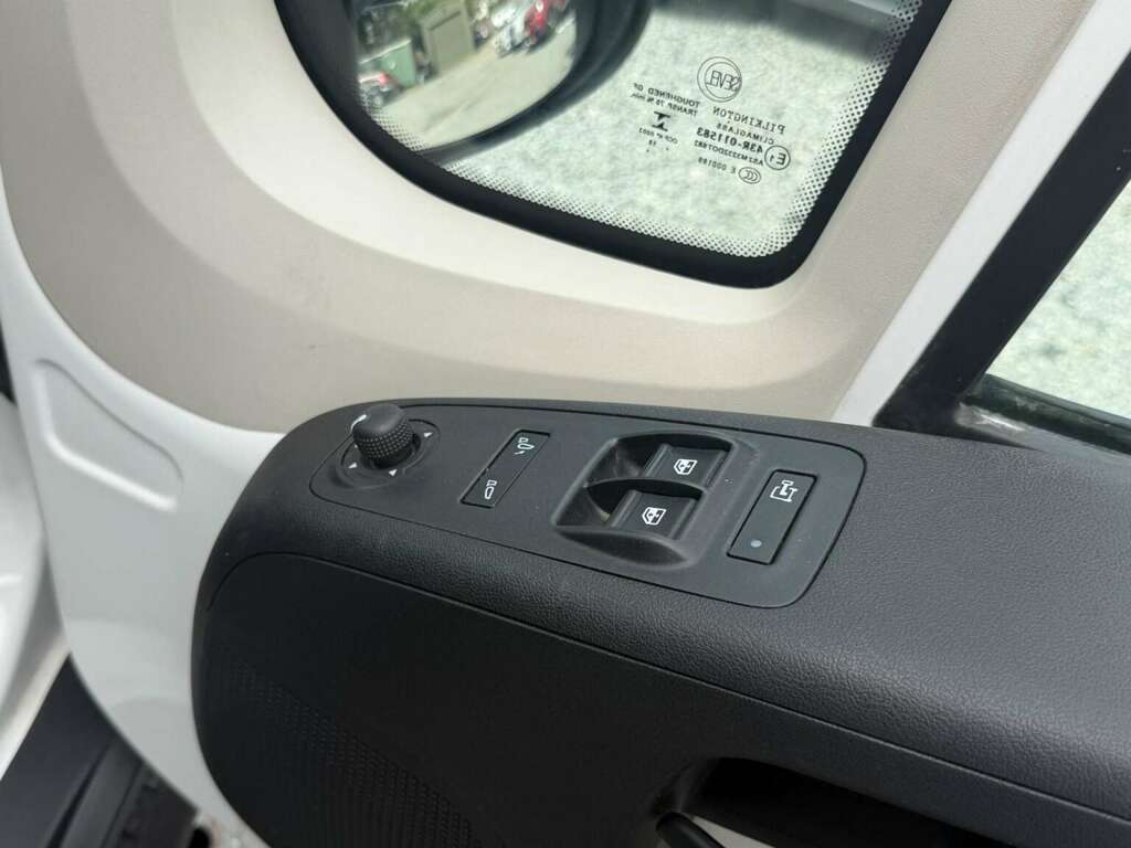 Peugeot Boxer Panel Van White #22