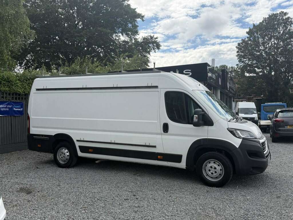 Peugeot Boxer Panel Van White #5