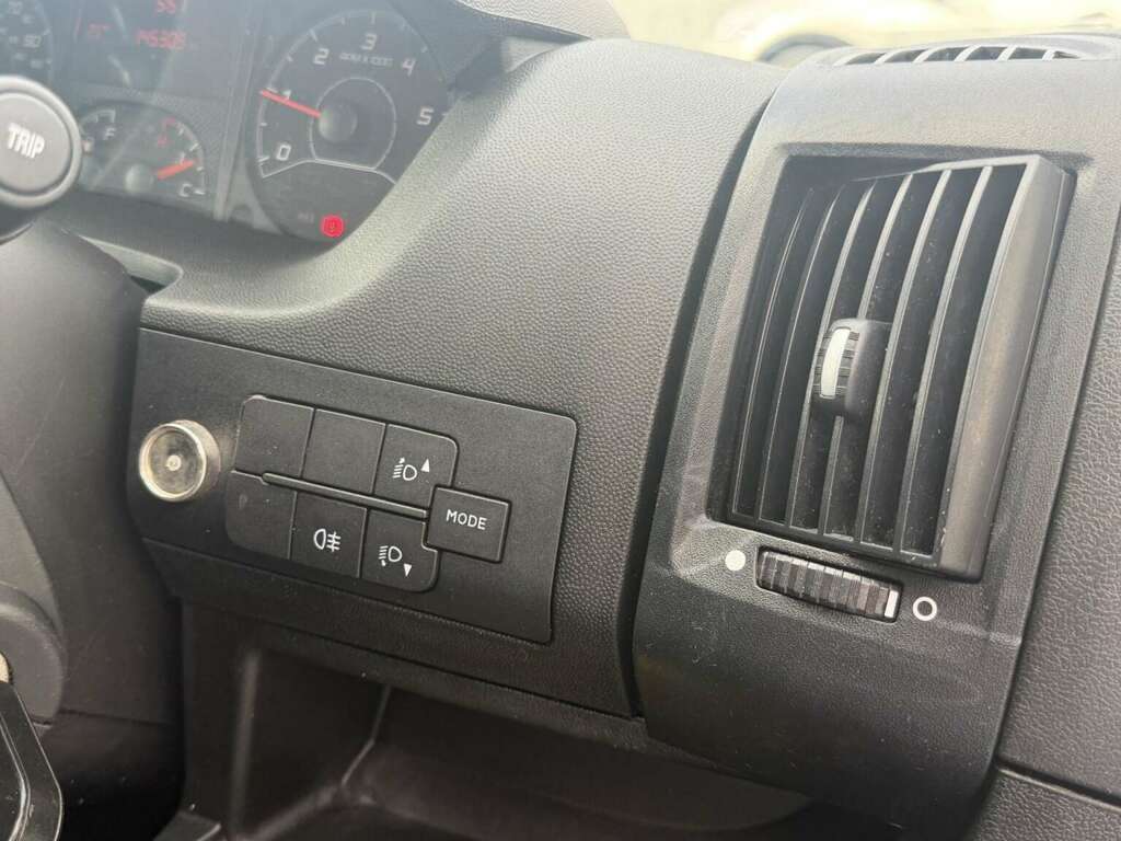 Peugeot Boxer Panel Van White #24