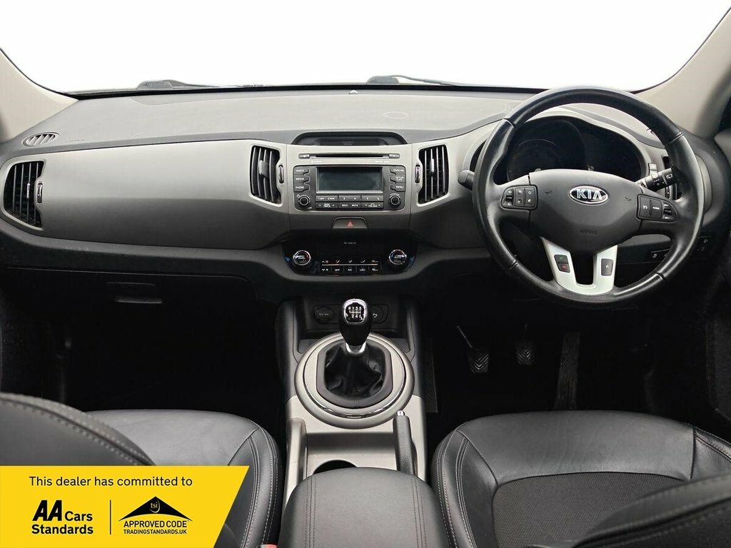 Kia Sportage Suv LG14YYU White #2