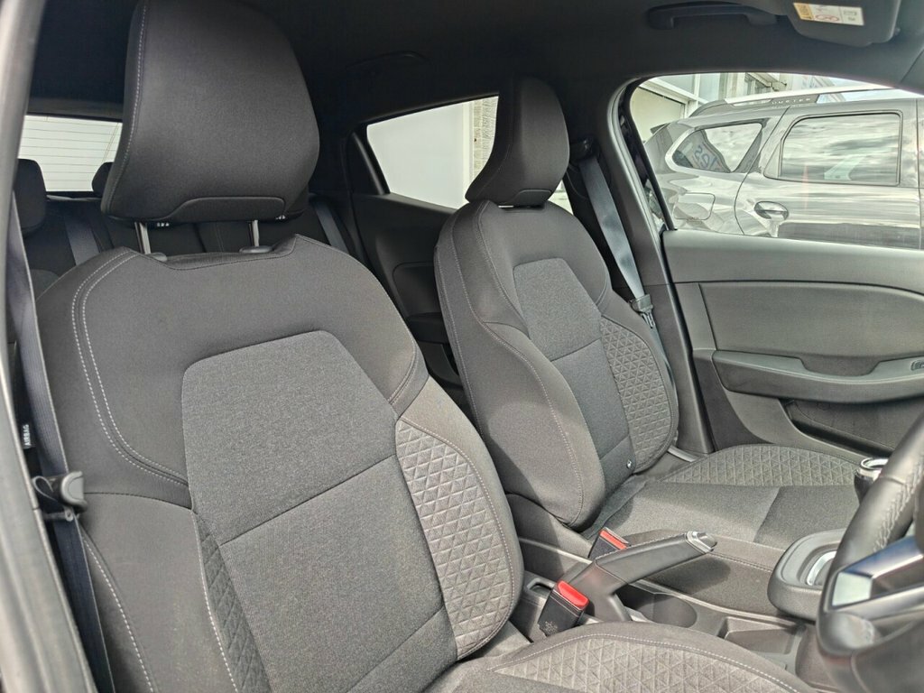 Renault Clio Iconic Tce Blue #11