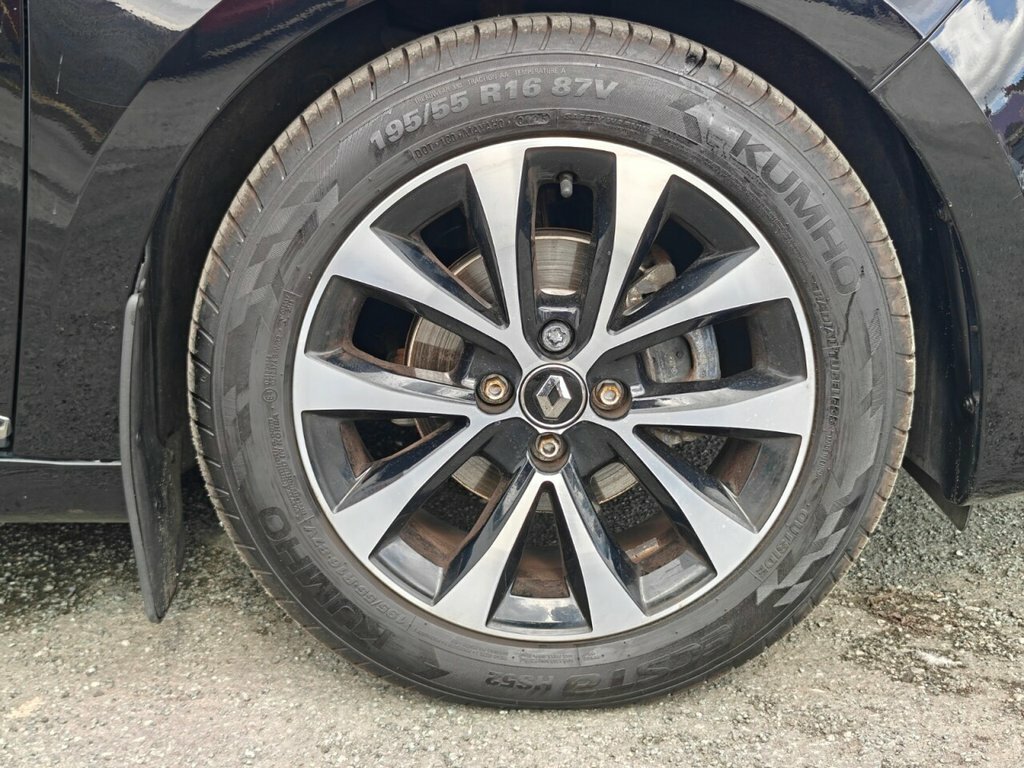 Renault Clio Iconic Tce Blue #37