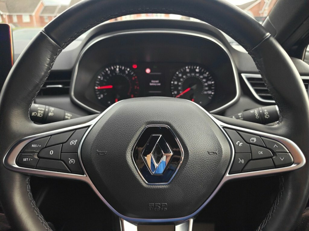 Renault Clio Iconic Tce Blue #13