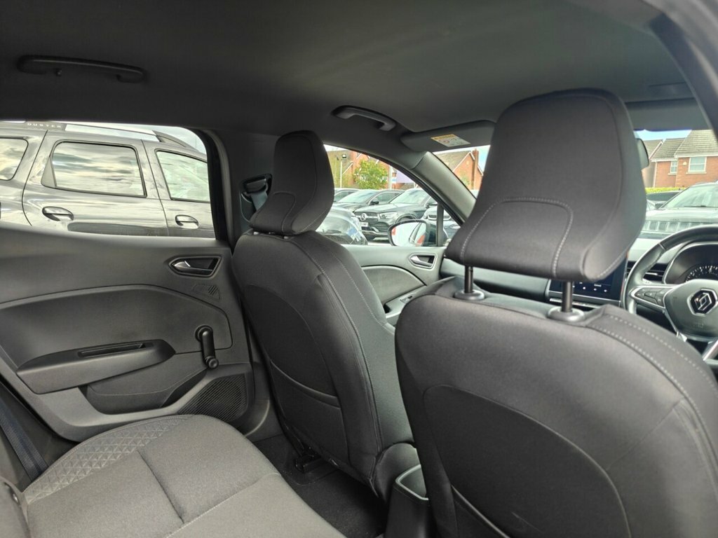 Renault Clio Iconic Tce Blue #25