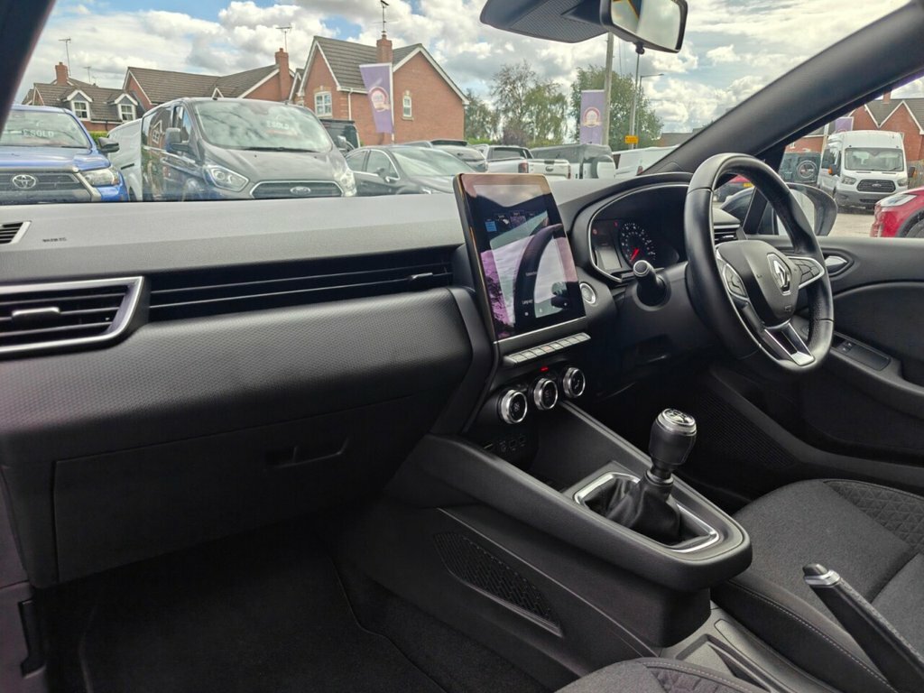 Renault Clio Iconic Tce Blue #33
