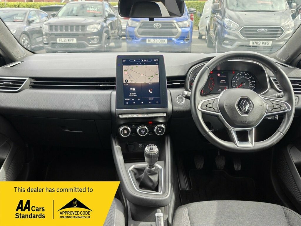 Renault Clio 1L Iconic Black #2