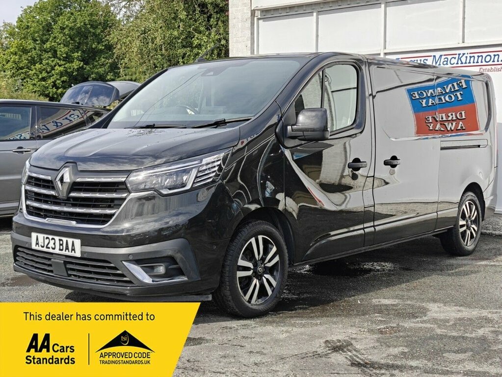 Renault Trafic 2L Sport AJ23BAA Black #3