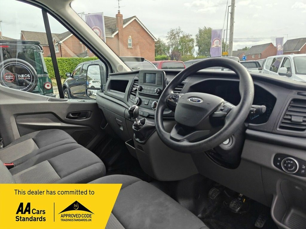 Ford Transit Custom 2L Leader LG73TDE White #2