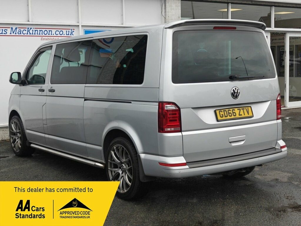 Volkswagen Transporter Shuttle 2L Se Silver #5