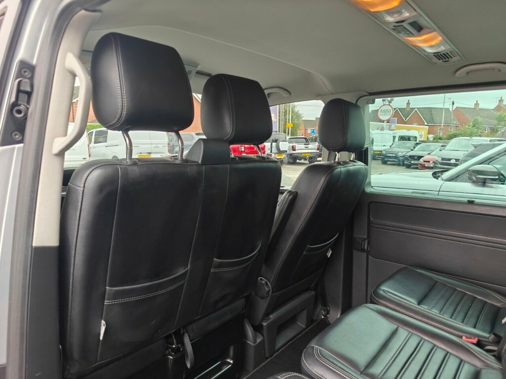 Volkswagen Transporter Shuttle 2.0 Tdi Bmt 84Ps S Minibus Grey #25